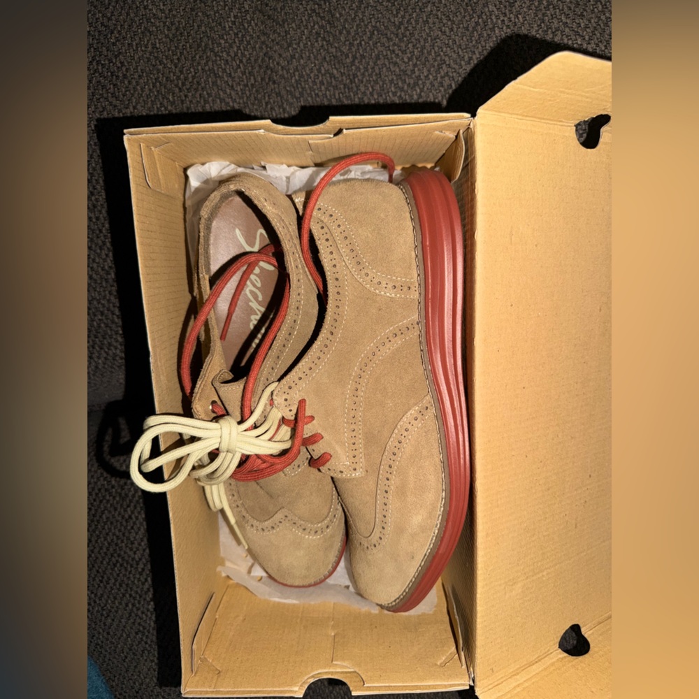 Skechers Tan Suede Oxfords women size 10